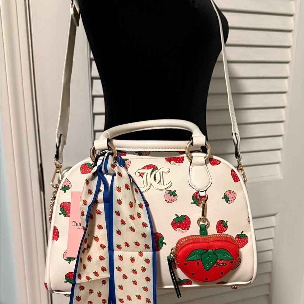 Juicy Couture Exclusive “Sweet and Juicy” Bowler Bag Strawberry Print Crossbody! - Picture 2 of 11